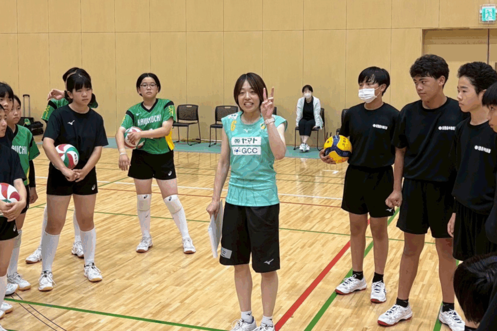 【レポート】桐生市内の小・中学生男女を対象にバレーボール教室を行いました